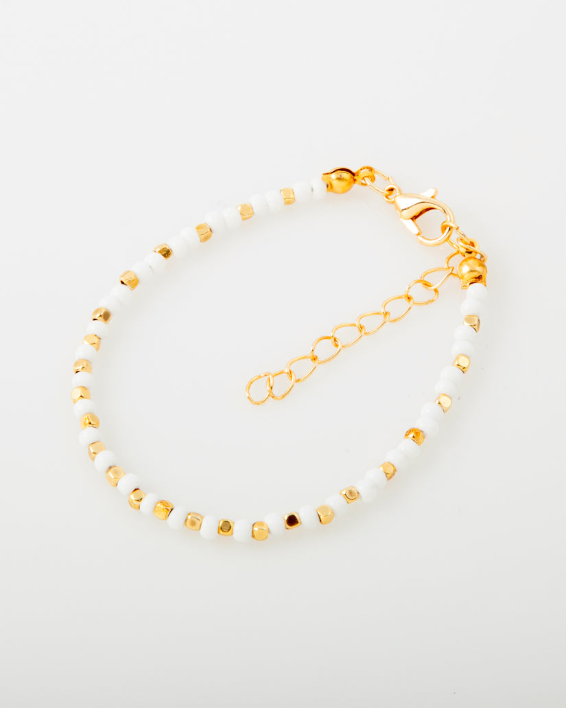 The Lilly Bracelet